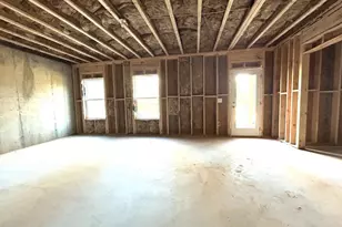 405 Crimson Feather Dr, Jefferson, GA 30549 - Photo 31