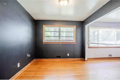 2201 Bollingbrook Drive SW, Atlanta, GA 30311 - Photo 9