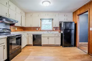 2201 Bollingbrook Dr SW, Atlanta, GA 30311 - Photo 15