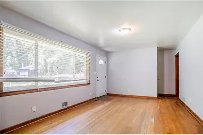 2201 Bollingbrook Drive SW, Atlanta, GA 30311 - Photo 5