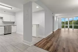 2870 Pharr Ct South NW, Atlanta, GA 30305 - Photo 13