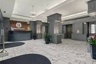 2870 Pharr Ct South NW, Atlanta, GA 30305 - Photo 9