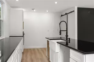 2824 Tupelo St SE, Atlanta, GA 30317 - Photo 17