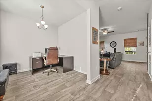 139 Meadow Lake Dr, Commerce, GA 30530 - Photo 3