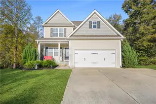 139 Meadow Lake Dr, Commerce, GA 30530 - Photo 1
