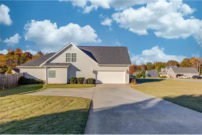 18 Raven Ridge, Jefferson, GA 30549 - Photo 3