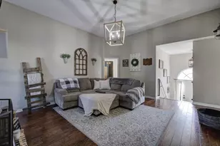 190 Woodford Way SE, Calhoun, GA 30701 - Photo 9