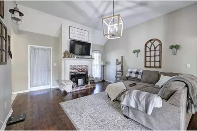 190 Woodford Way SE, Calhoun, GA 30701 - Photo 3