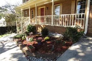 5817 Lost Grove Dr NW, Lilburn, GA 30047 - Photo 51