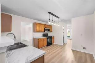 4849 Lily Stem Dr, Auburn, GA 30011 - Photo 7