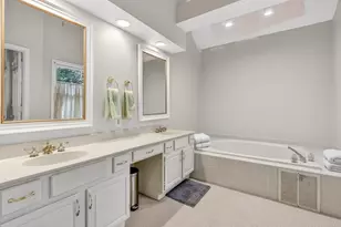 8110 Willow Tree Way, Alpharetta, GA 30005 - Photo 23