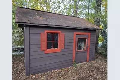 562 Gregg Drive SW, Lilburn, GA 30047 - Photo 25