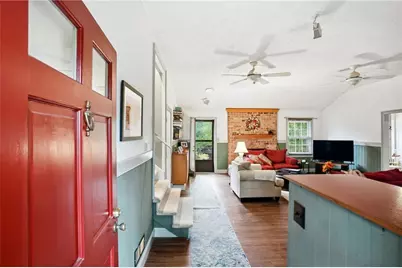 562 Gregg Drive SW, Lilburn, GA 30047 - Photo 7