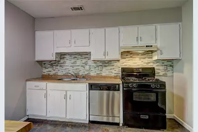 5026 Brittany Drive, Stone Mountain, GA 30083 - Photo 9