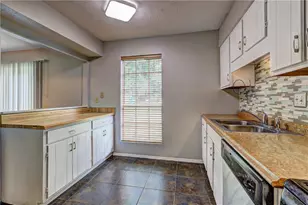 5026 Brittany Dr, Stone Mountain, GA 30083 - Photo 11