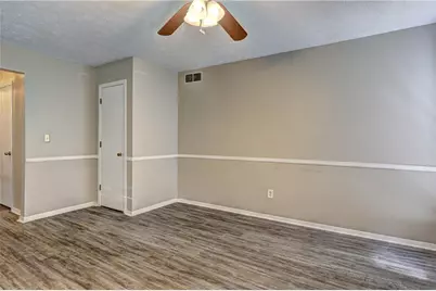 5026 Brittany Drive, Stone Mountain, GA 30083 - Photo 7