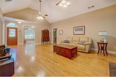 1041 Flat Rock, Covington, GA 30014 - Photo 9