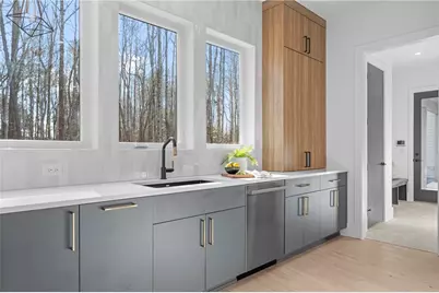 160 Cedarwood Lane, Roswell, GA 30075 - Photo 33