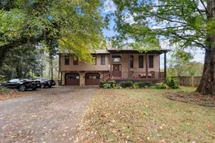 1825 Marsh Creek Dr, Lawrenceville, GA 30043 - Photo 1