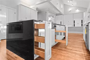 520 Chestnut Rose Ln, Sandy Springs, GA 30327 - Photo 25