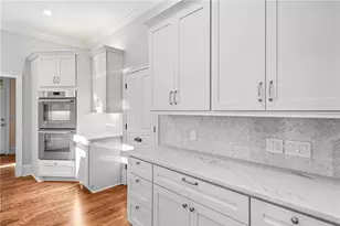 520 Chestnut Rose Ln, Sandy Springs, GA 30327 - Photo 27