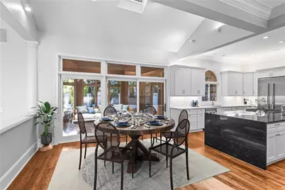 520 Chestnut Rose Lane, Sandy Springs, GA 30327 - Photo 19