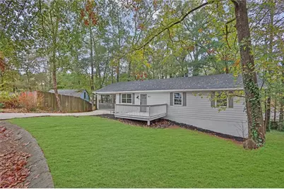 812 Raintree Way SE, Conyers, GA 30094 - Photo 3