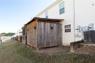 690 Georgetown Ln, Jonesboro, GA 30236 - Photo 5