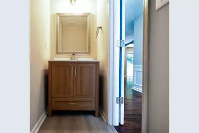 1045 Winthrope Chase Drive, Alpharetta, GA 30009 - Photo 7