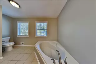 2020 Hunters Trail Dr, Lawrenceville, GA 30043 - Photo 11