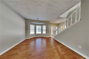 2020 Hunters Trail Dr, Lawrenceville, GA 30043 - Photo 3