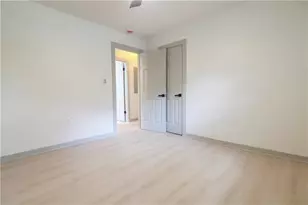 4396 Greenleaf Circle, Atlanta, GA 30331 - Photo 11