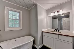 1750 Shady Creek Ln, Lawrenceville, GA 30043 - Photo 29