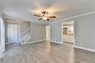 1750 Shady Creek Ln, Lawrenceville, GA 30043 - Photo 9