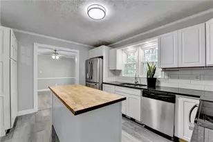 1750 Shady Creek Ln, Lawrenceville, GA 30043 - Photo 15