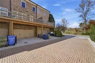 4008 Chastain Preserve Way NE, Atlanta, GA 30342 - Photo 31