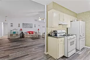 1738 Sherry Ln, Jonesboro, GA 30236 - Photo 15