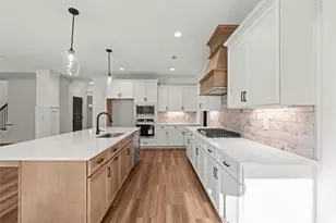 157 W Lake Blvd, Carrollton, GA 30116 - Photo 15