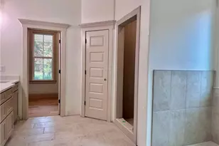 105 W Lake Blvd, Carrollton, GA 30116 - Photo 17