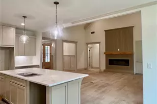 105 W Lake Blvd, Carrollton, GA 30116 - Photo 5