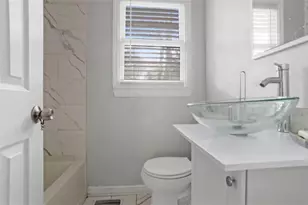 437 Fairlock Ln, Atlanta, GA 30331 - Photo 21