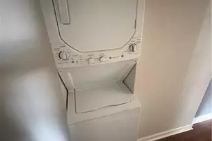 437 Fairlock Ln, Atlanta, GA 30331 - Photo 11