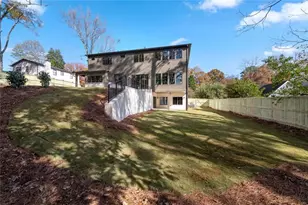 1442 Cedarhurst Dr, Dunwoody, GA 30338 - Photo 39