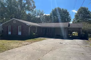 242 Lake Jodeco Rd, Jonesboro, GA 30236 - Photo 3