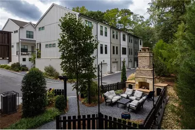 305 Dilbeck Circle NE, Atlanta, GA 30342 - Photo 29