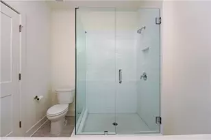 305 Dilbeck Circle NE, Atlanta, GA 30342 - Photo 17