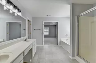 3805 Roxwood Park Dr, Buford, GA 30518 - Photo 57