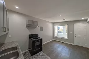 1672 Thornton Pl SW, Atlanta, GA 30315 - Photo 7