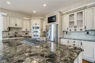 521 Brendlynn Ct, Suwanee, GA 30024 - Photo 15