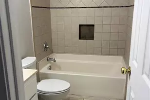 657 Utoy Ct, Jonesboro, GA 30238 - Photo 11